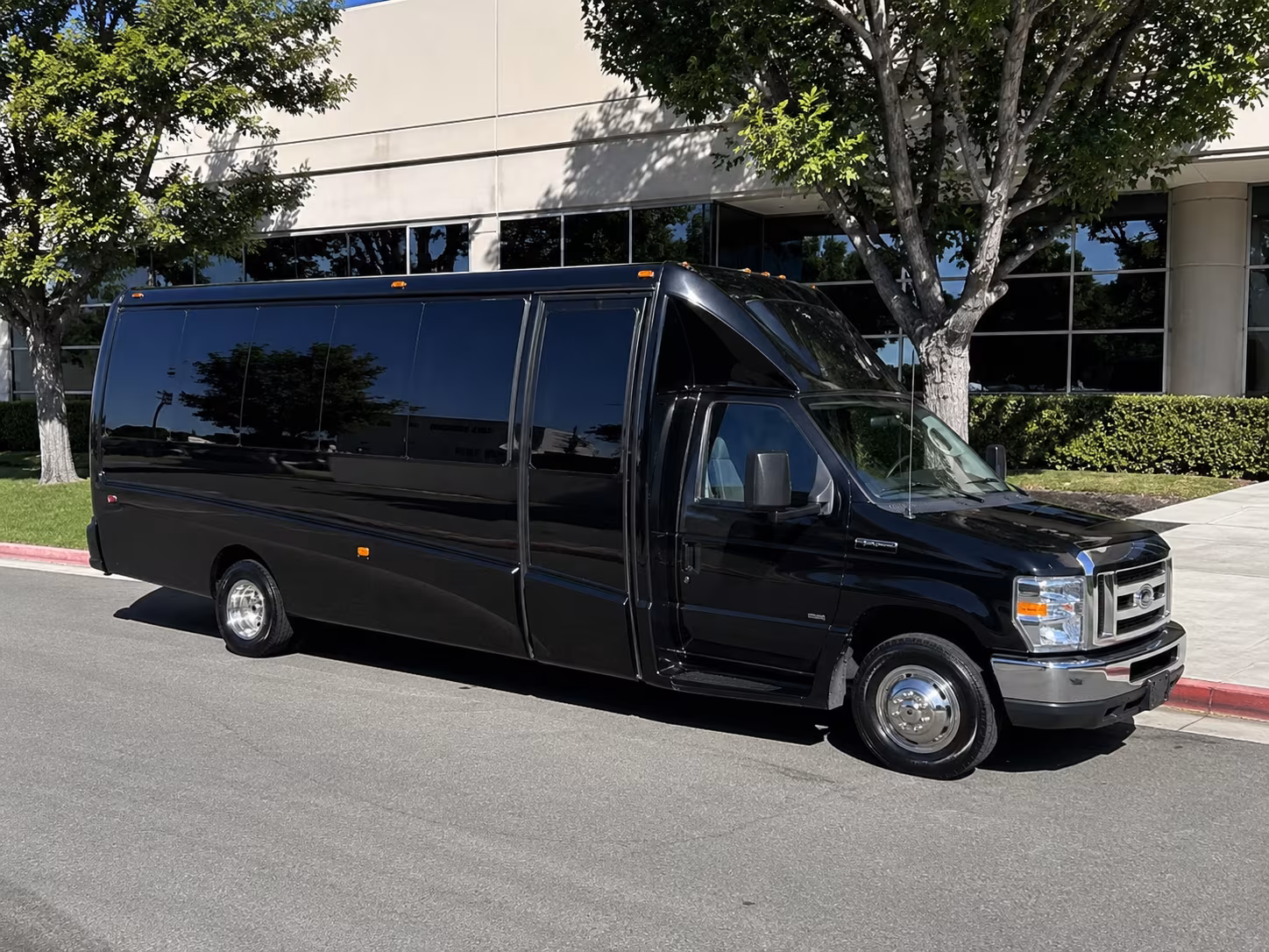 burien new years eve party bus rental