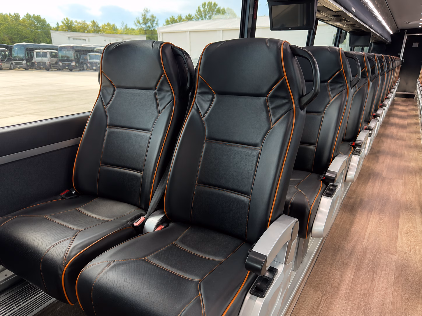 you can count on buriencharterbuscompany com to find the right bus to climate pledge arena and husky stadium